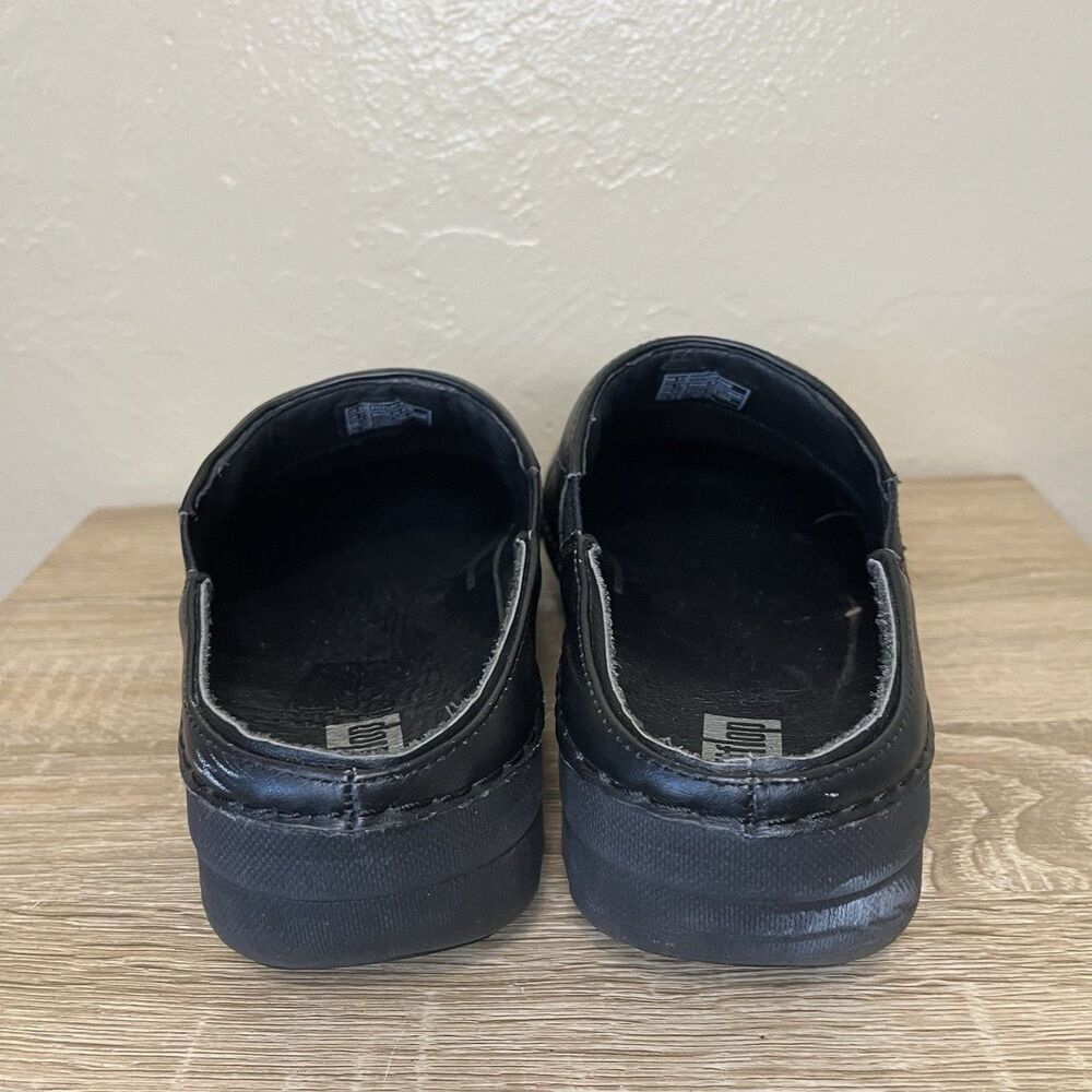 Fitflop Womens Black SHUV Leather Slip-On Clogs Sz 7.5 Comfort Microwobbleboard - Picture 2 of 10